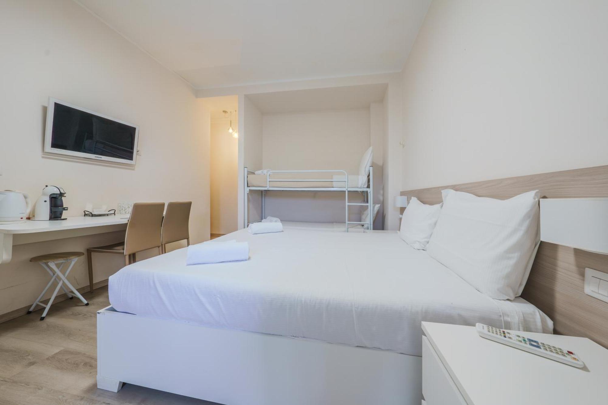 Cristel Apartment - 15 Min Da Milano Кормано Екстериор снимка